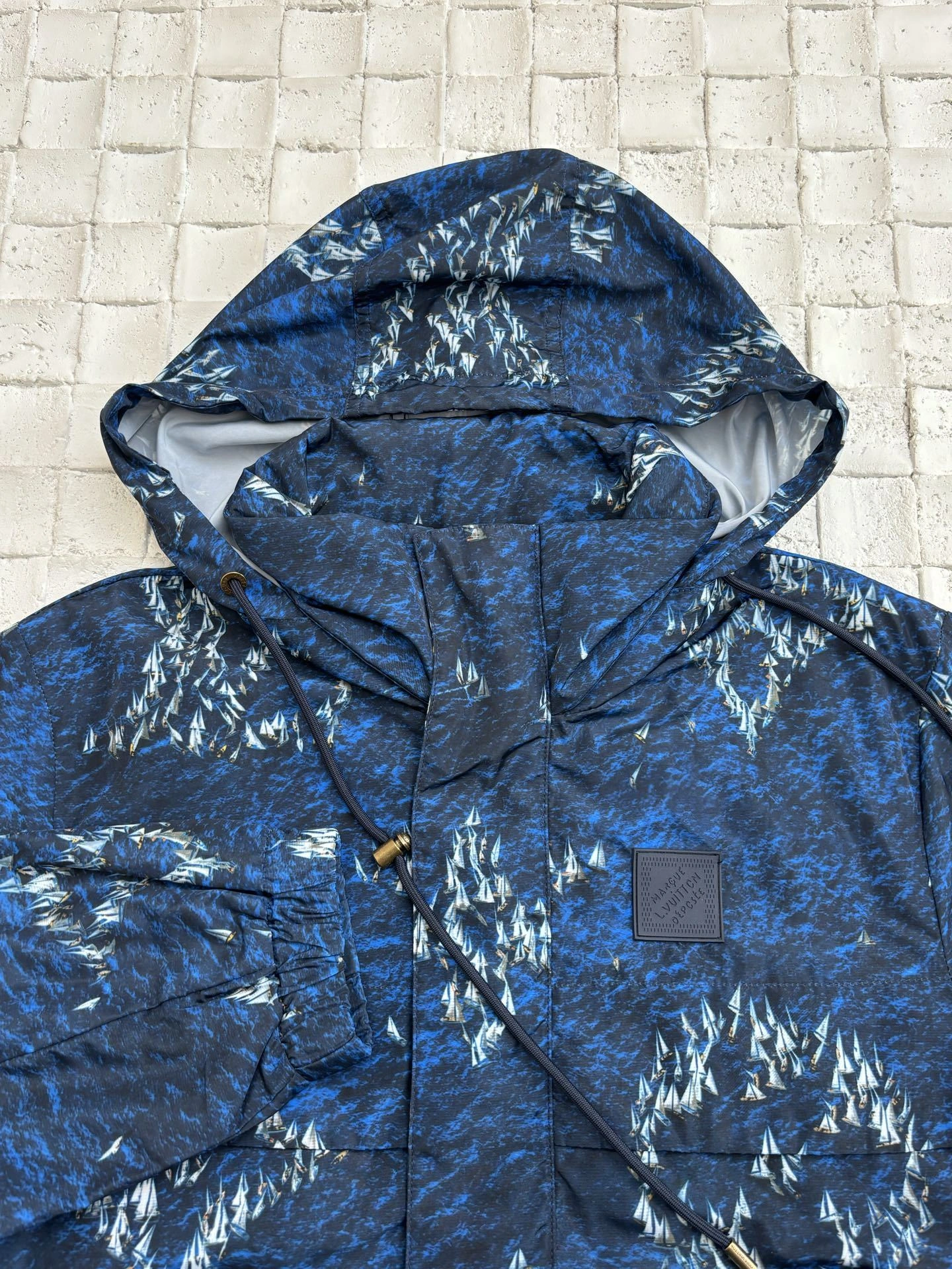 wg.luxury- 8V oversize item:E-F363F1133
